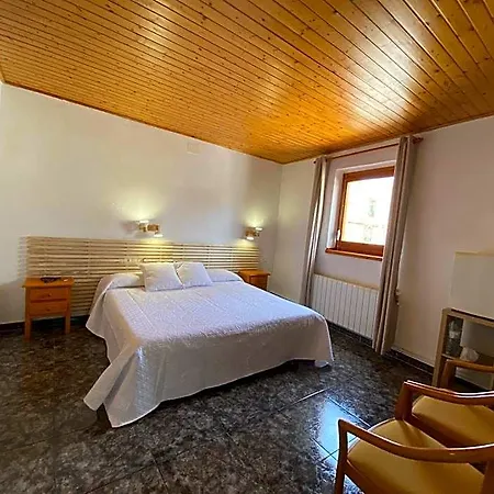 Rural Cal Amadeu Hotel *